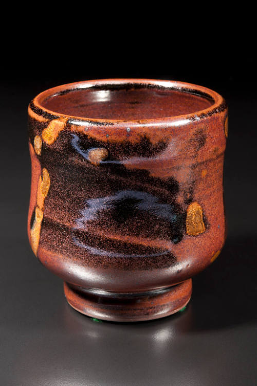 Title unknown (cup with amber markings)