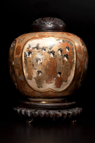 Satsuma jar with wooden cover and base