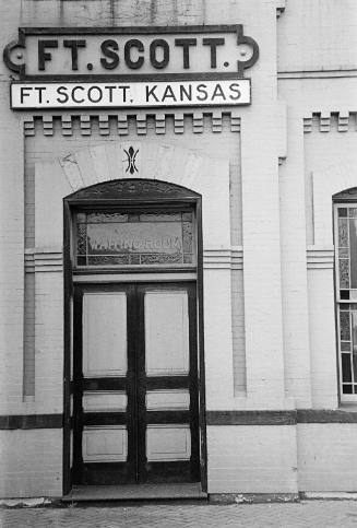 Gordon Roger Alexander Buchanan Parks, Frisco Railway Station, Fort Scott, Kansas, 1950, printe…