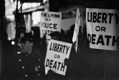 Gordon Roger Alexander Buchanan Parks (United States, 1912 - 2006)
Harlem Rally, New York, 196…