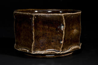 Title unknown (faceted black bowl)